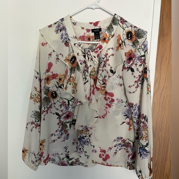 Blouse - Picture 1 of 4